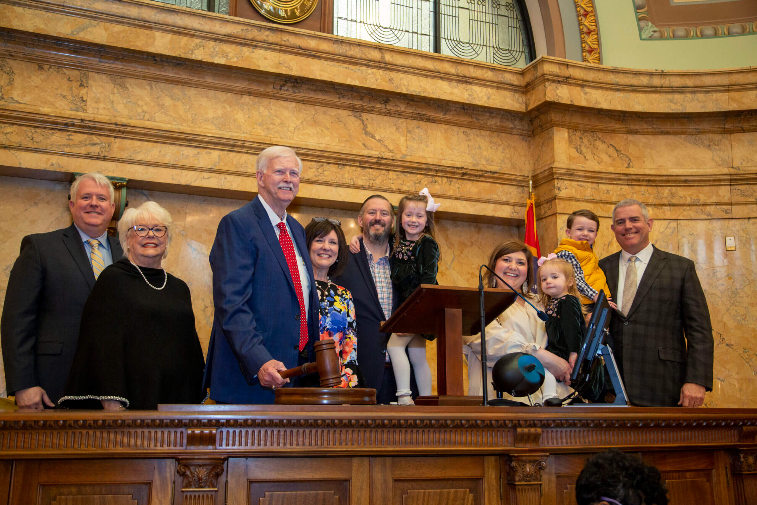 Tom King-with-family on House floor