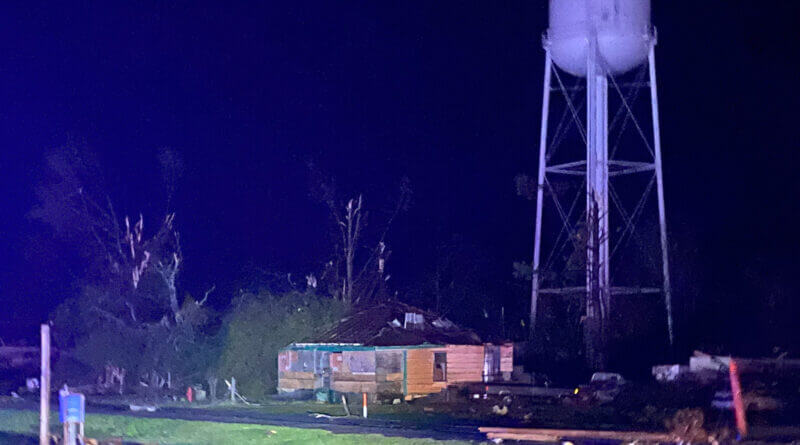 Tornado damage reports from Mississippi