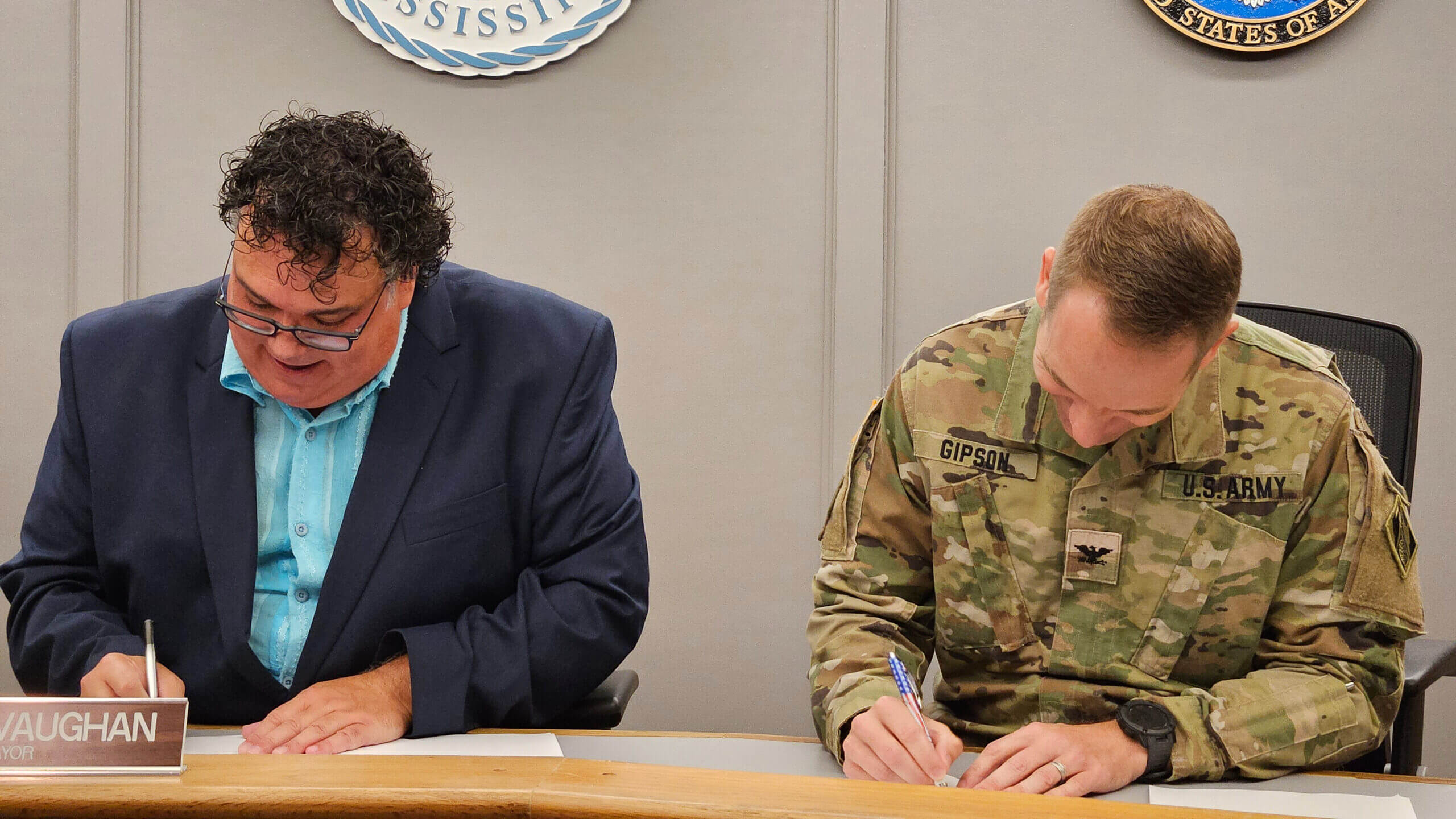 COL Gipson and Mayor Vaughan Signing PPA