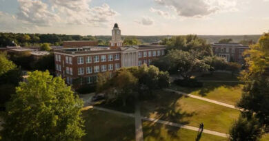 Mississippi College to change school name, drop football program