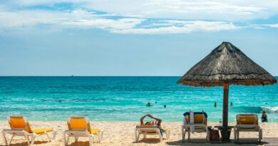 Choose the right insurance this summer