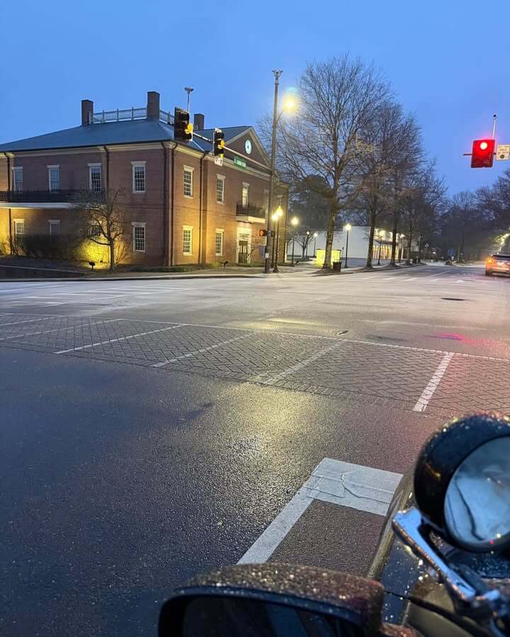Oxford police warn of slick roads as sleet begins to fall