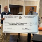 Yazoo County sheriff thanks Congressman Thompson for $100,000 support Yazoo County sheriff thanks Congressman Thompson for $100,000 support
