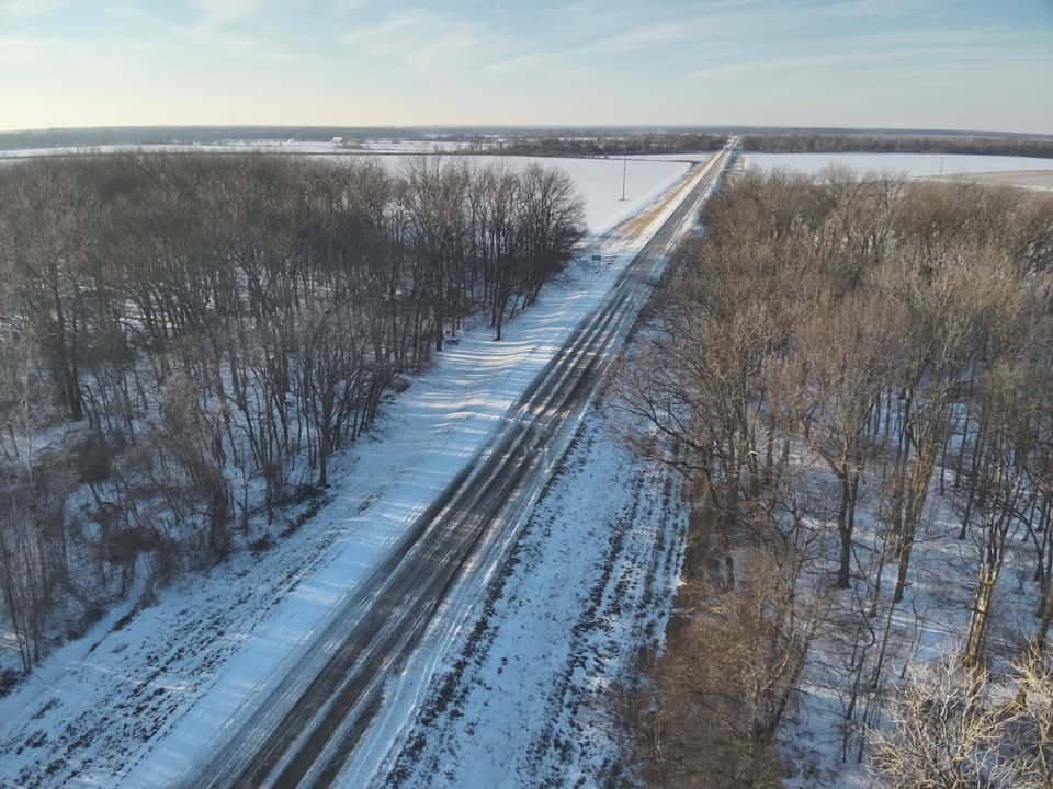 Coahoma County sheriff's office warns of black ice, urges no travel