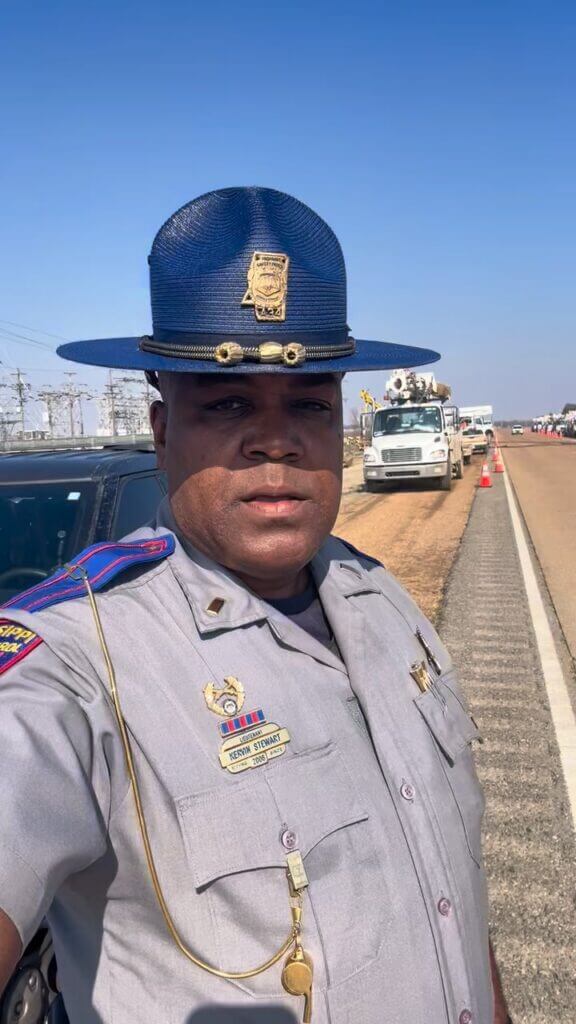 Lt. Stewart monitors U.S. 61 traffic south of Hollandale