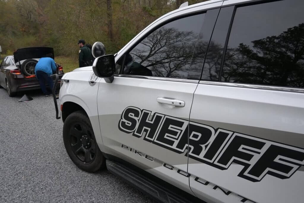 Pike County deputy assists stranded citizens, exemplifying community-focused law enforcement