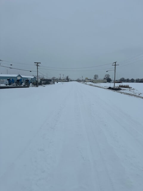 Coahoma County sheriff warns residents to avoid roads after ice, snow