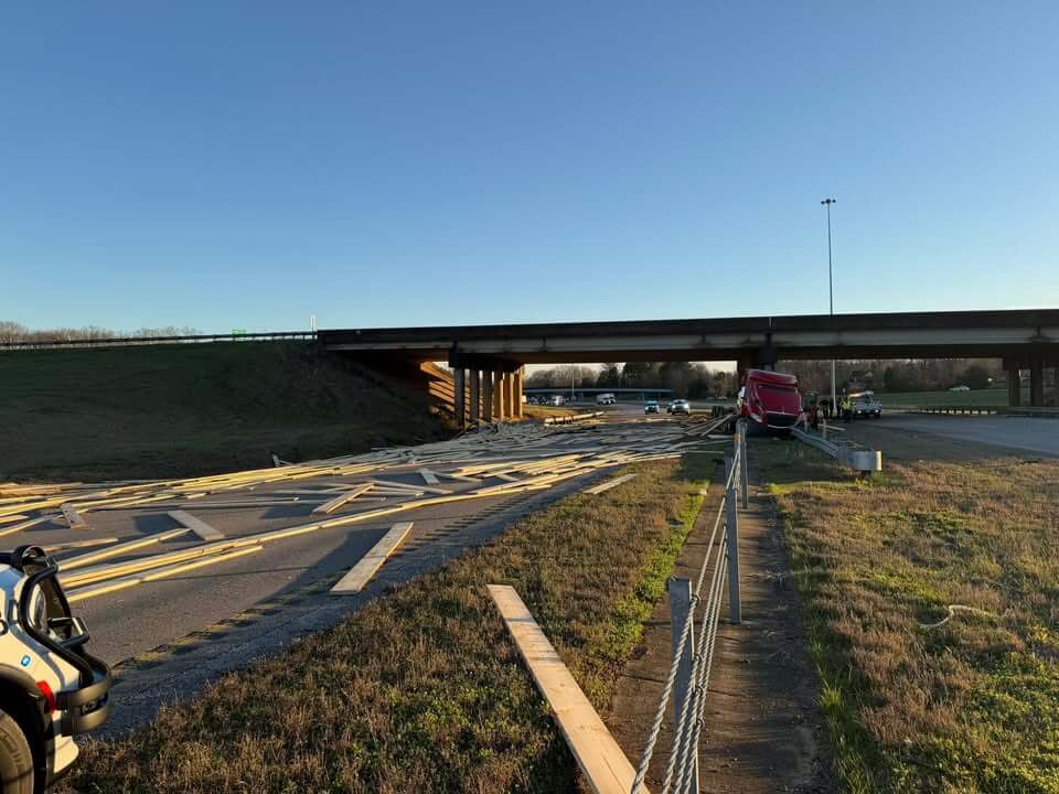Corinth Police Warn Drivers to Avoid Hwy 45 North Overpass