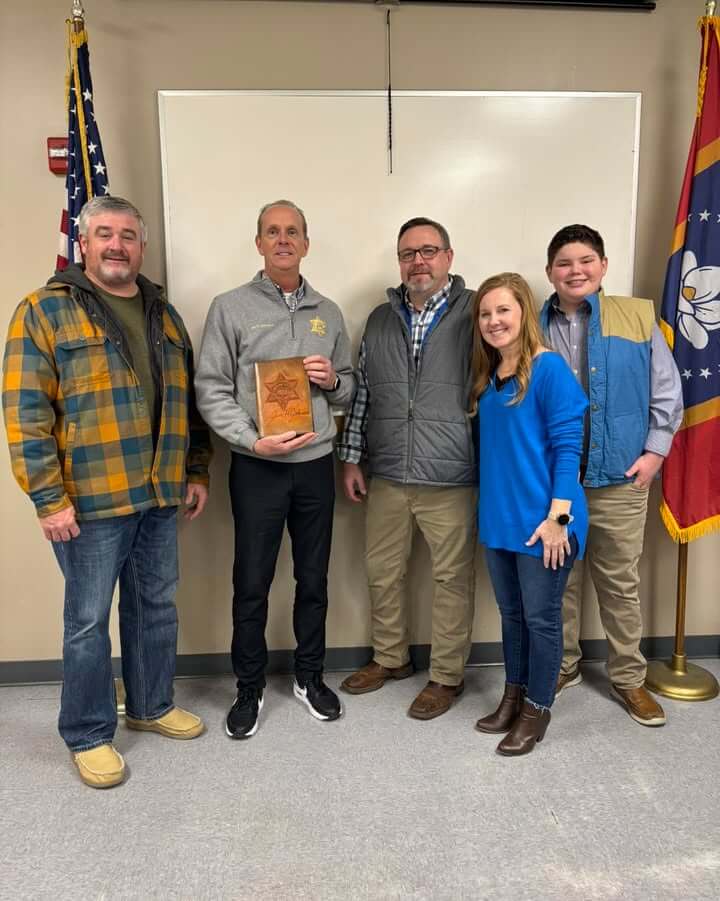 Mississippi sheriff thanks minister for personalized Bible