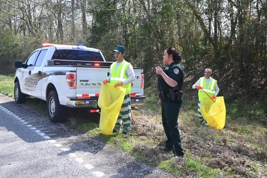 Pike County sheriff leads highway litter campaign