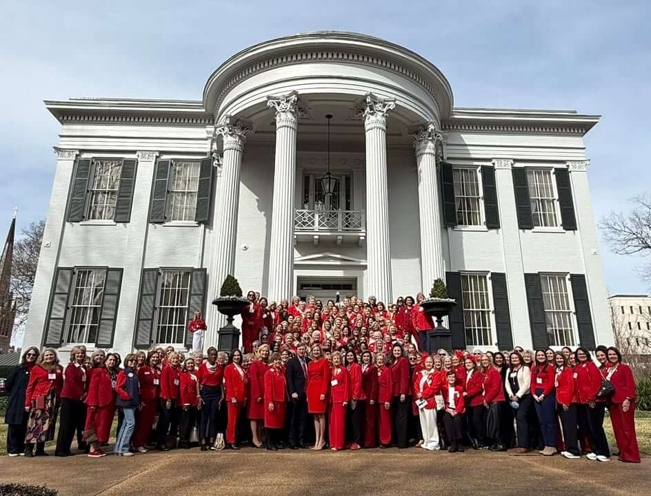 Gov. Tate Reeves visits Mississippi Federation of Republican Women