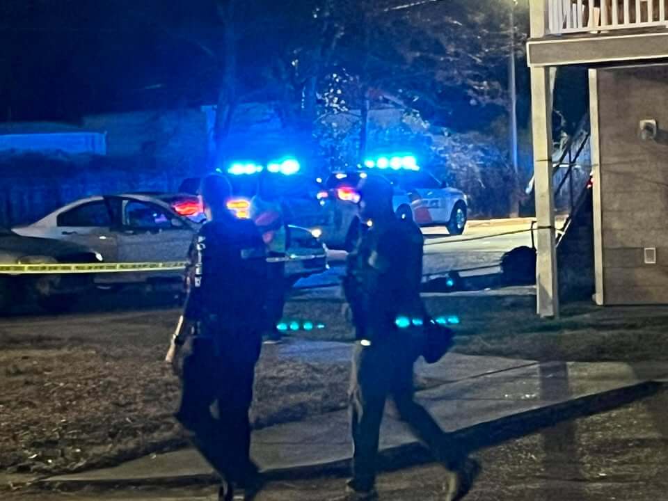 Jackson police investigate shooting at Grove Circle apartment complex