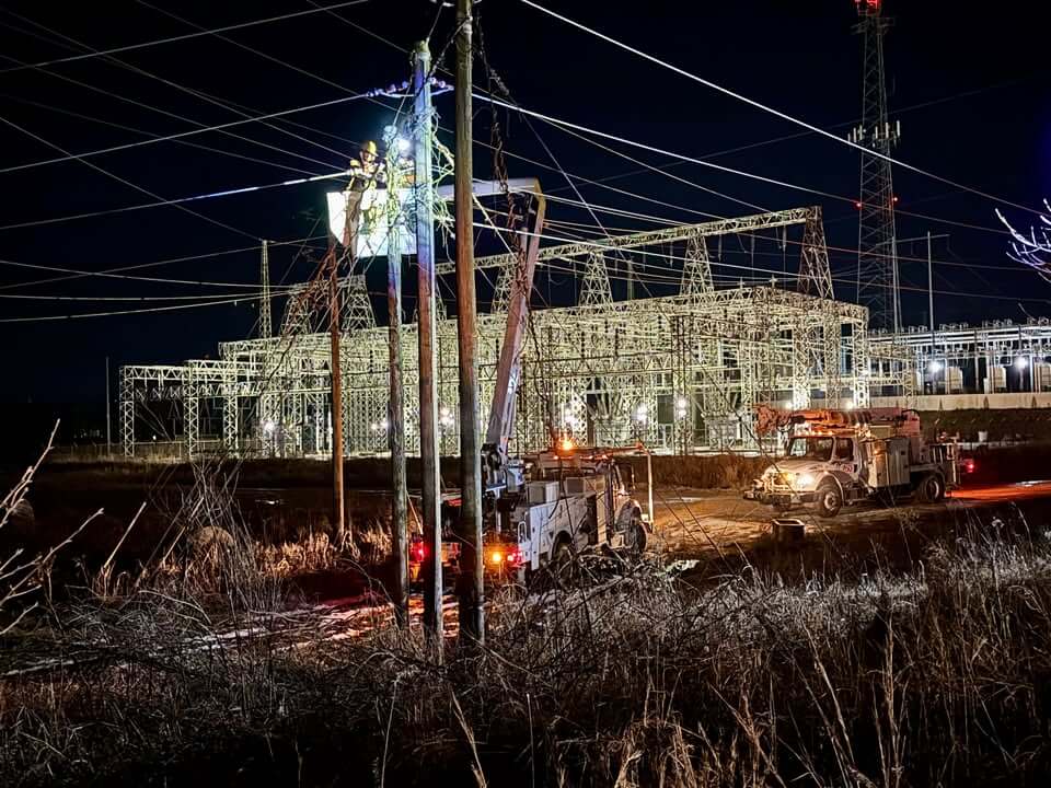 Utility reduces customer outages to under 350 in Oxford