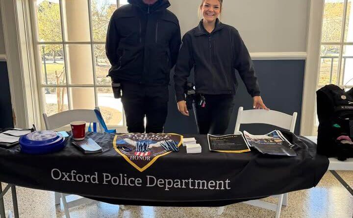Sgt. Smith, Officer Rogers attend Ole Miss career fair