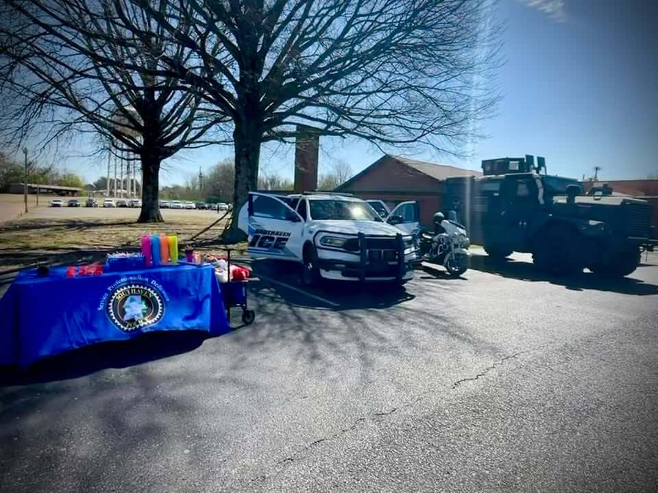 Southaven police connect with community at Touch-a-Truck