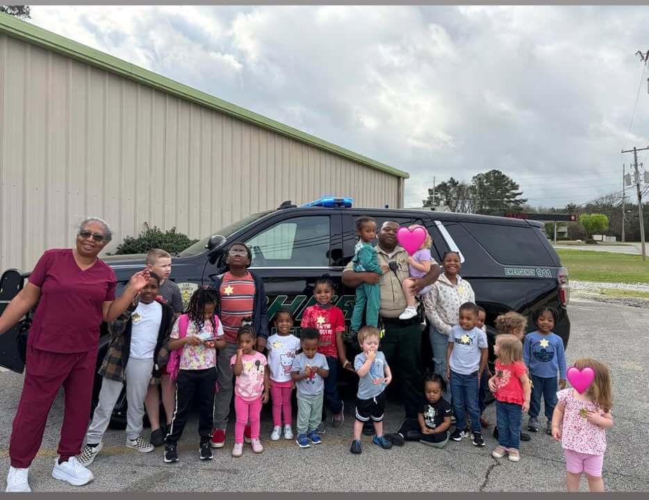 Cpl. Donald visits Lil Leaps Academy for show-and-tell