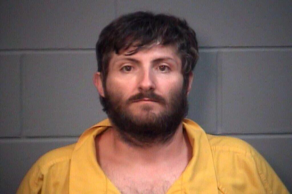 Vancleave man faces sexual battery, molestation charges