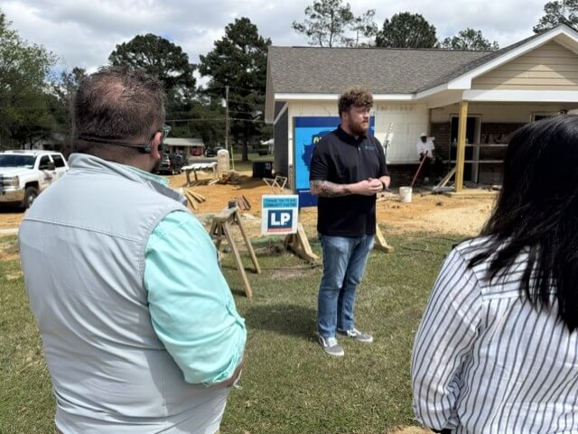 MEMA, FEMA meet Habitat for Humanity in Tupelo to plan storm recovery