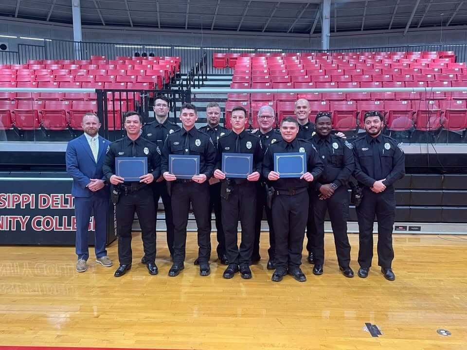 Oxford Police welcome four officers after MDCC academy graduation