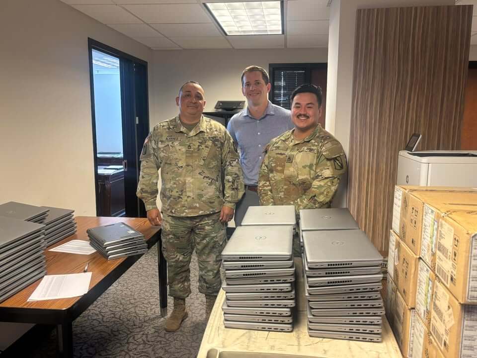 Mississippi auditor donates 100 laptops to National Guard