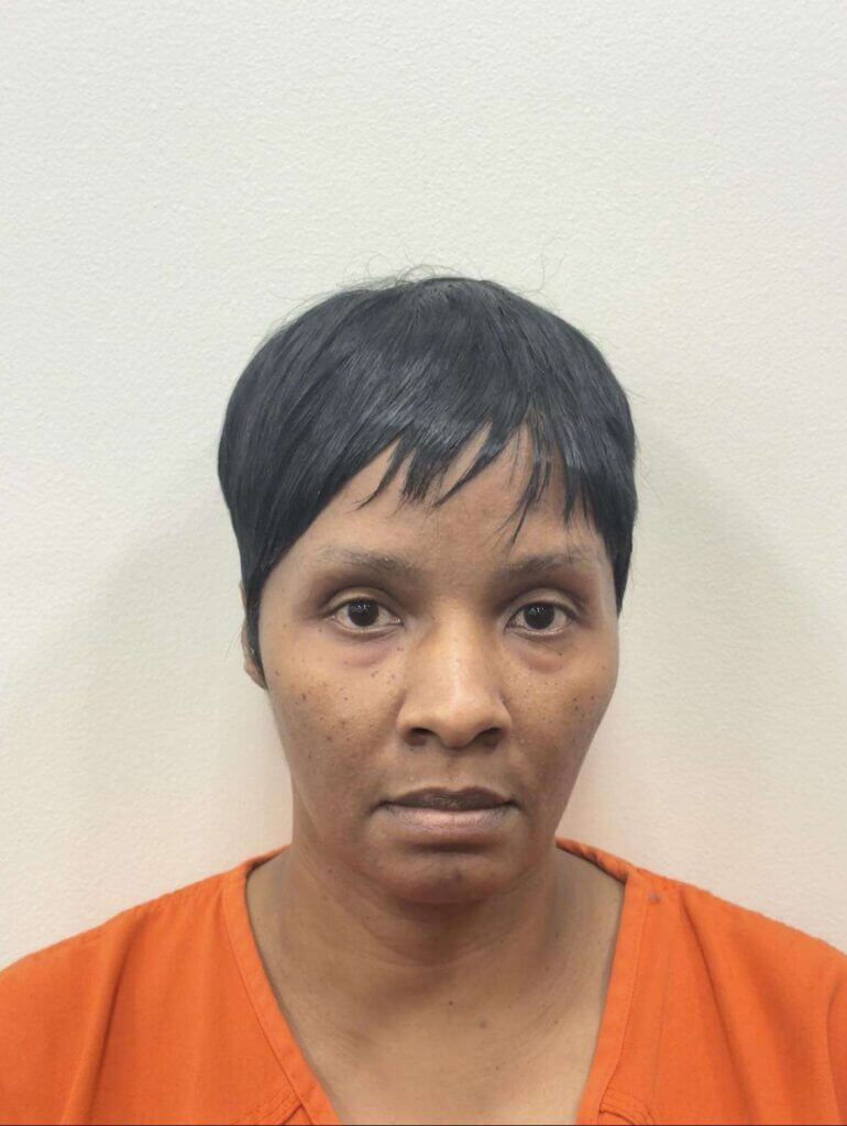 Woman arrested in Columbus on shoplifting charges