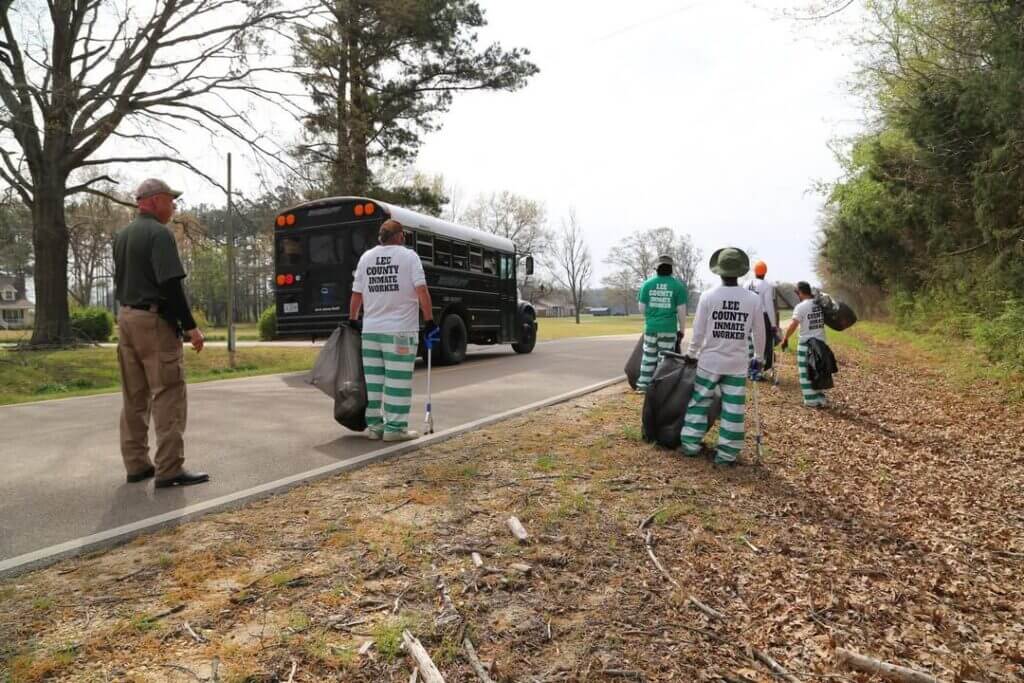 Lee County program provides inmate labor, removes thousands of bags