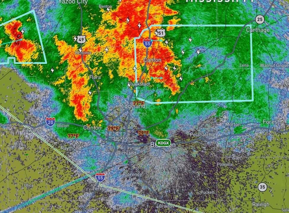 Strong storms impact central Mississippi counties with wind, hail risk