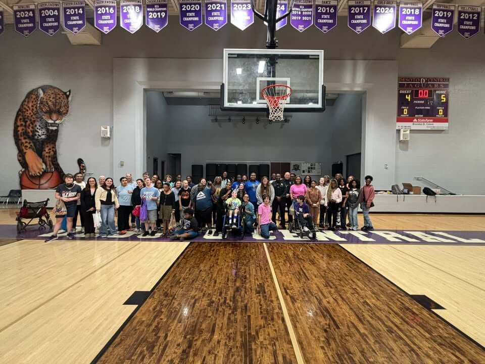 Southaven police attend Easter celebration at Desoto Central High