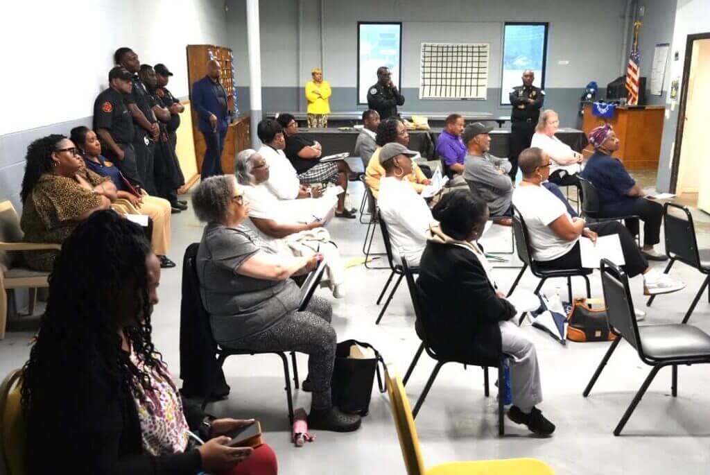 Jackson police chief outlines vision at South Jackson meeting
