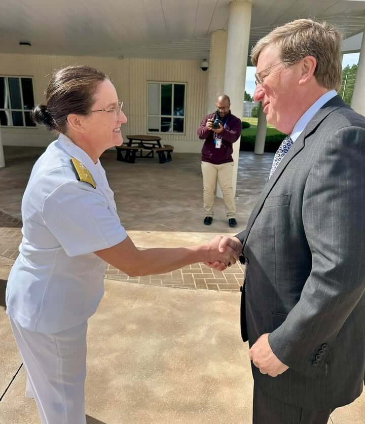 Reeves celebrates 50-year Navy partnership at Stennis