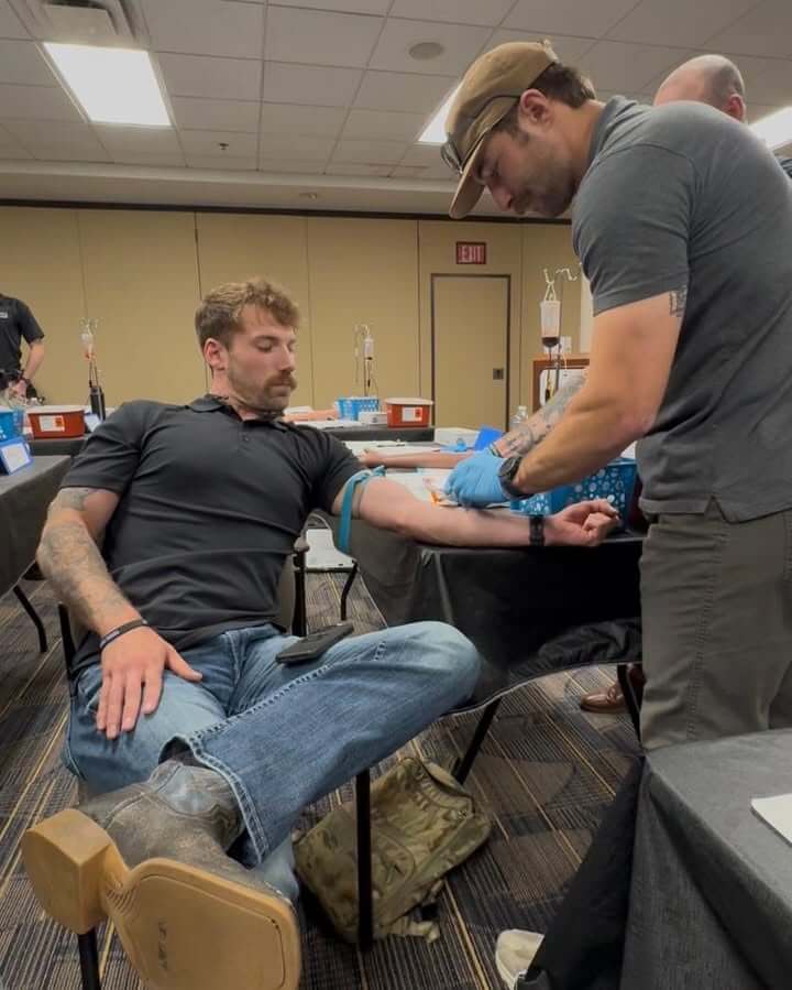 Oxford police undergo phlebotomy training