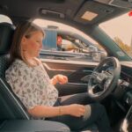 Facebook commenter urges woman to stop texting after sheriff's office video Facebook commenter urges woman to stop texting after sheriff's office video