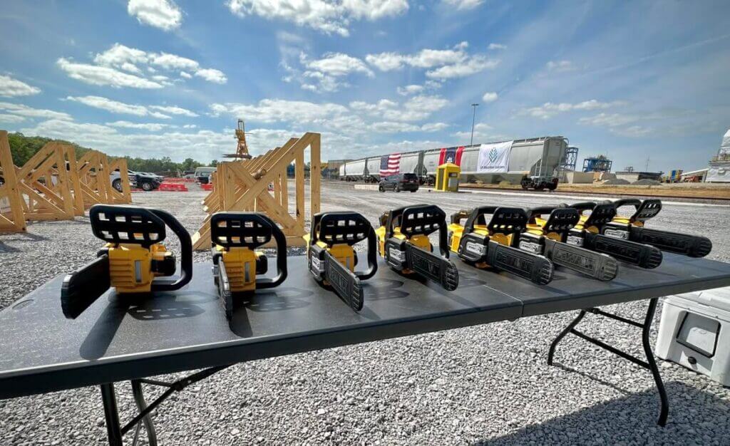 Reeves opens $300M SDI Biocarbon plant in Lowndes County