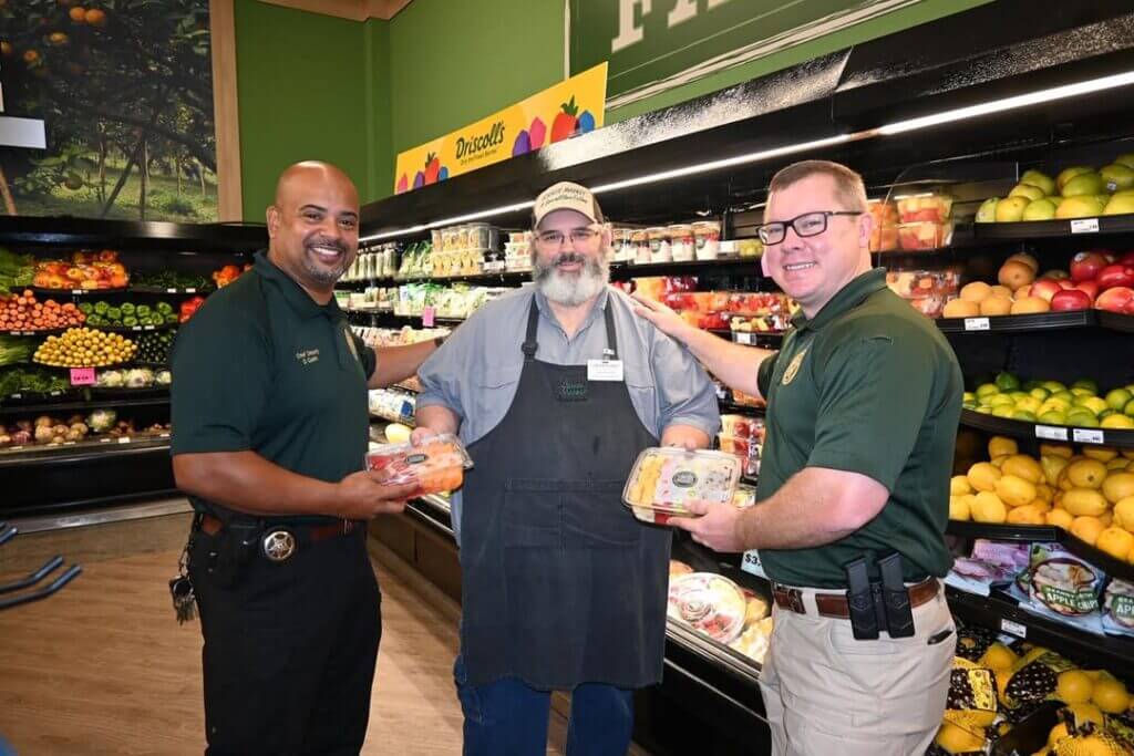 Pike County sheriff recognizes worker for 25 years