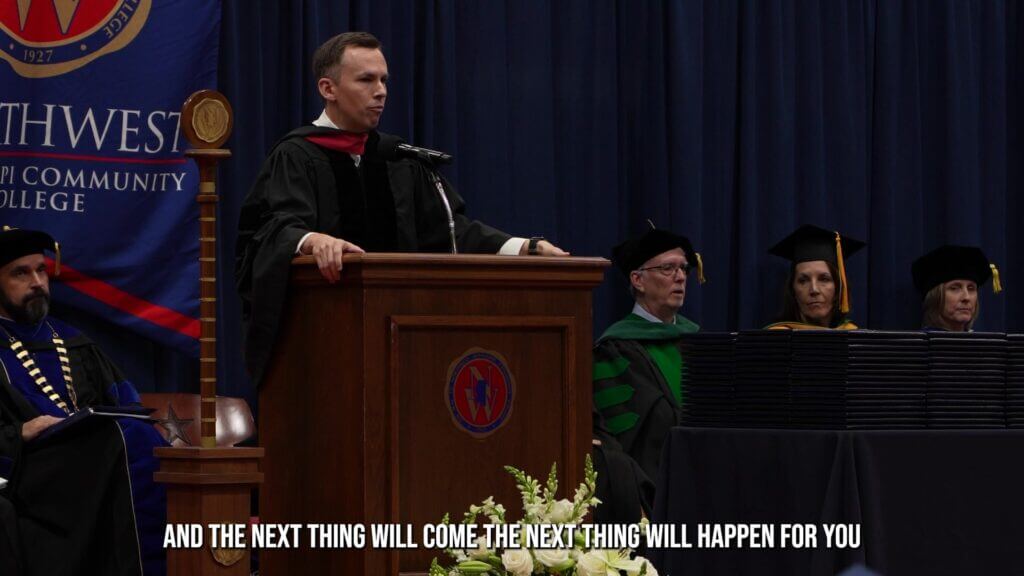 Mississippi auditor's office urges graduates to adopt servant's heart