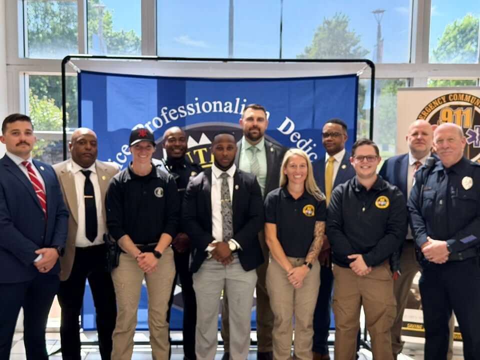 Southaven police attend Career Day at Northwest Mississippi campus