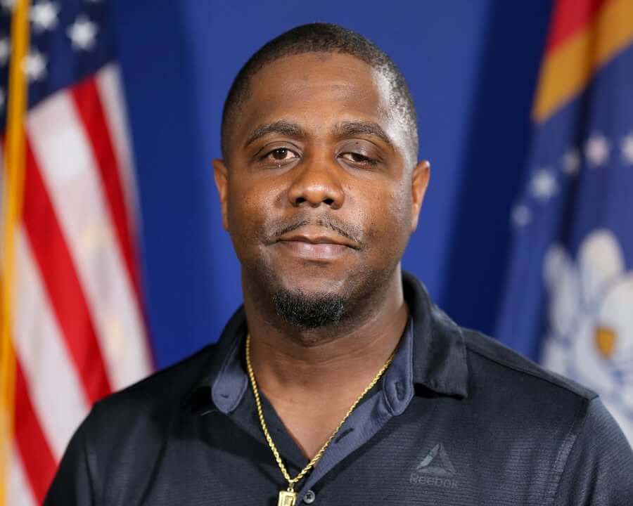 Julius Jimmerson named employee of month