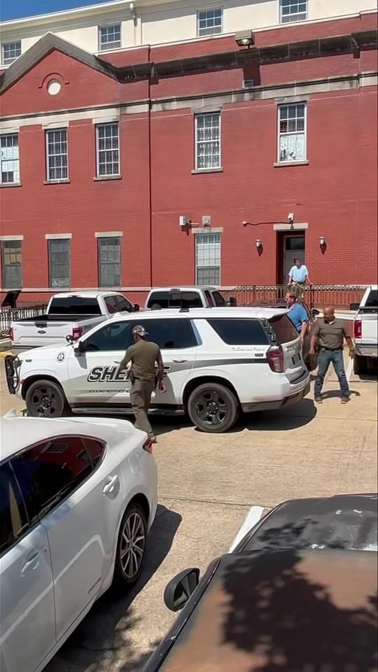 Pike County deputies arrest McComb man on sexual battery, enticing charges