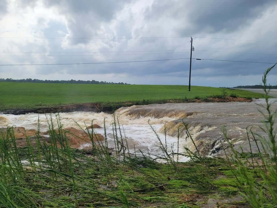 MEMA responds to high water at Anchor Lake dam