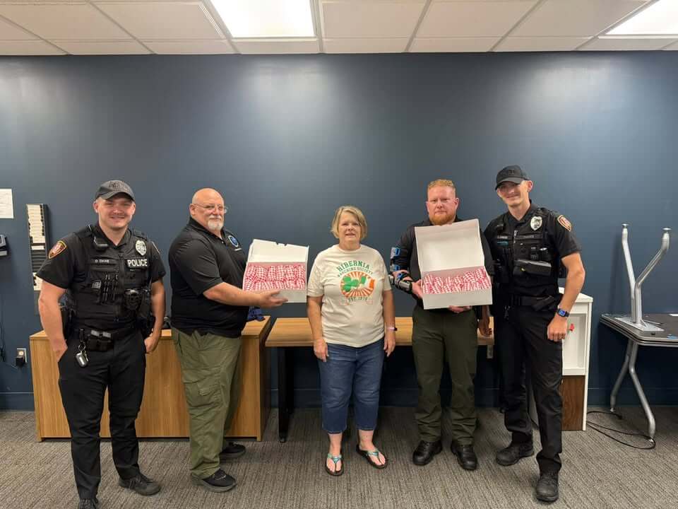 Ocean Springs police thank Hibernia Irish Society for breakfast