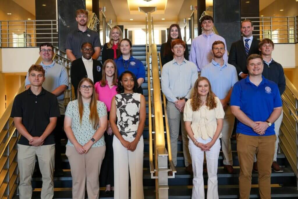 Organization holds orientation for summer interns