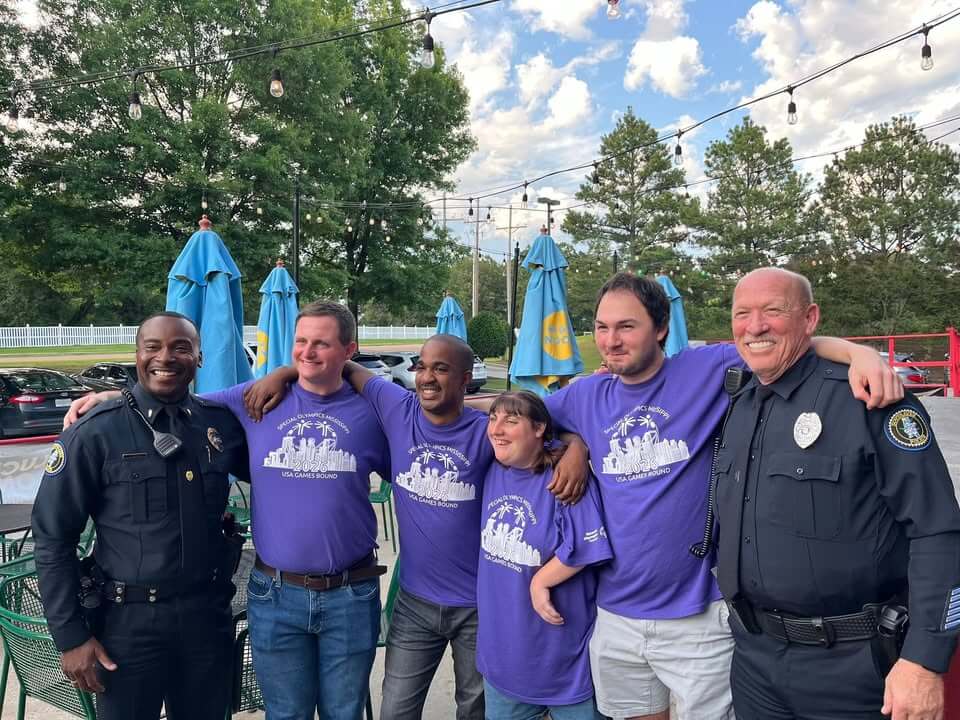 Southaven police send off four athletes to Special Olympics