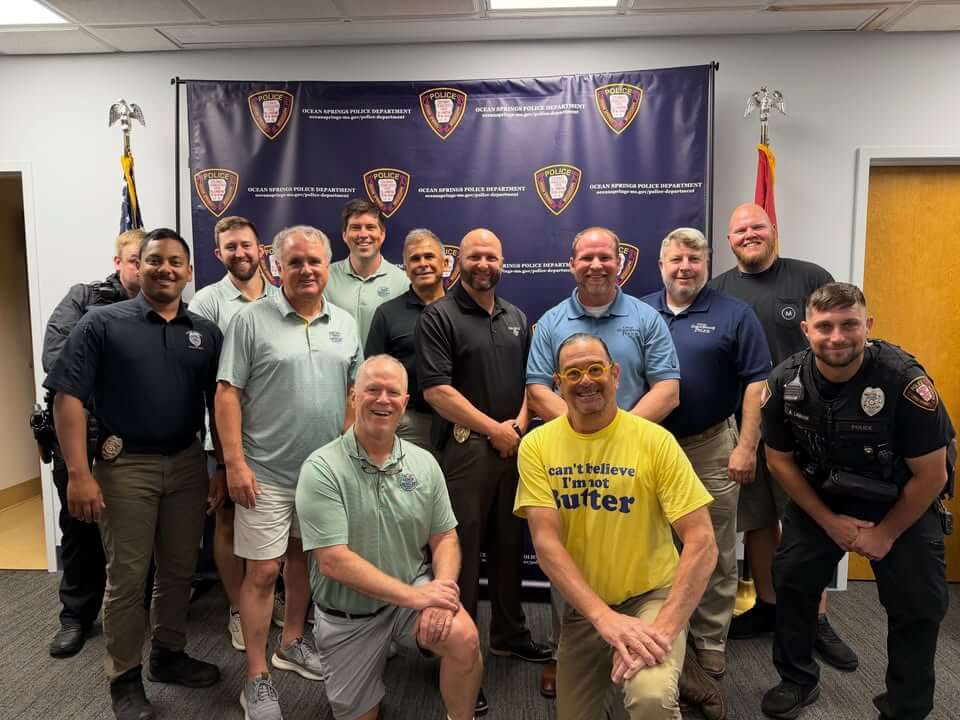 Scott Lemon, Lemon Mohler provide lunch for Ocean Springs police