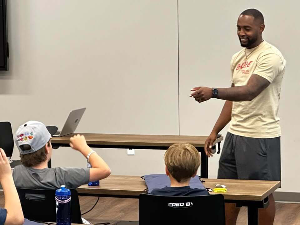 Oxford police launch Day 1 of Camp C.O.P.S., hold fitness and D.A.R.E. session