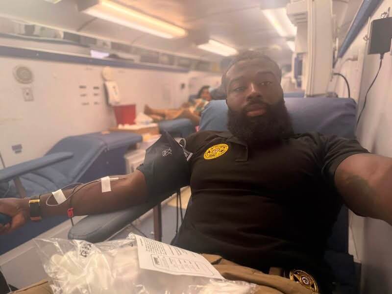 Hinds County deputies urge public to donate blood