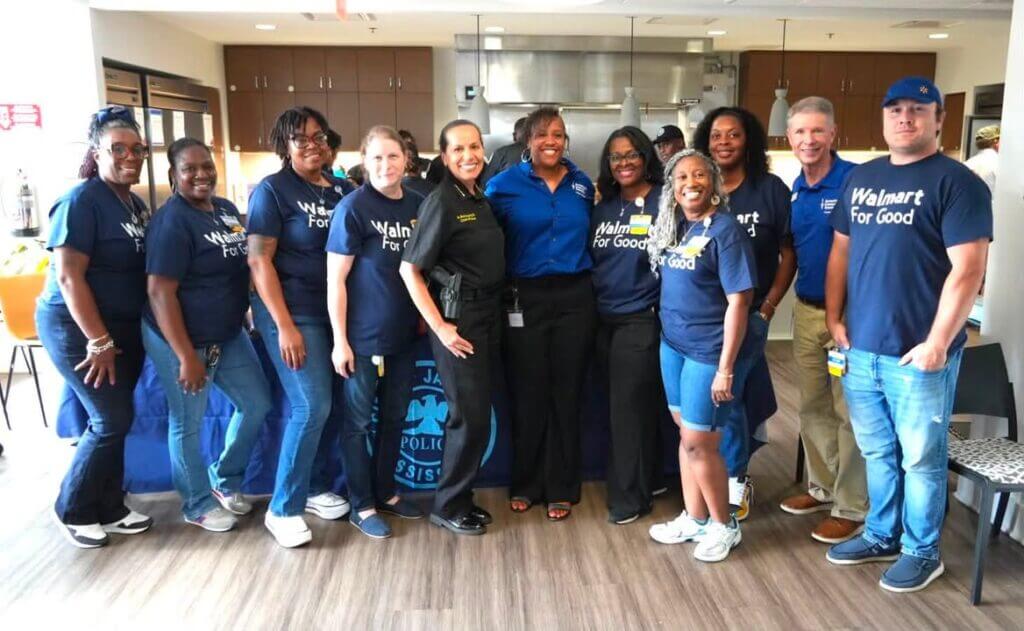 Walmart teams join JPD in cooking competition at Hope Lodge
