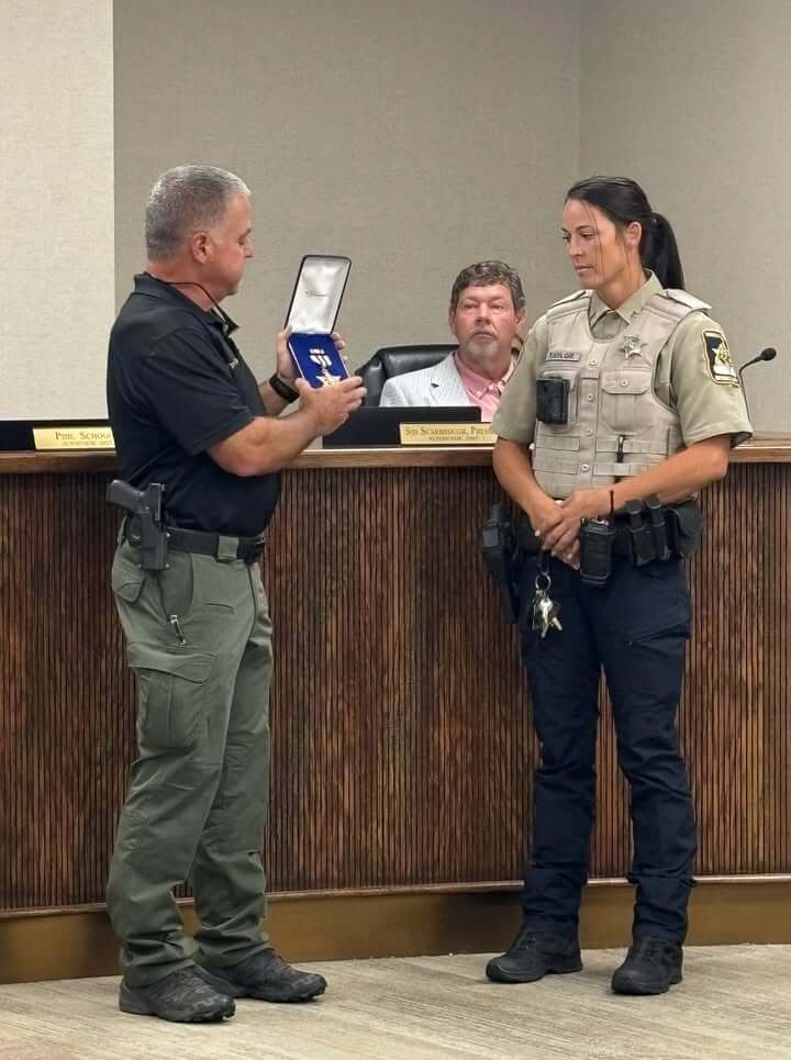 Sheriff Bailey awards deputy Lifesaving Award after crash response