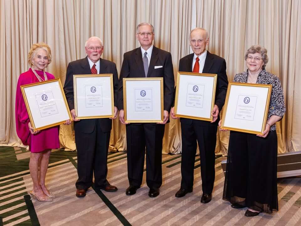 Alumni reunion honors lifetime service in medicine