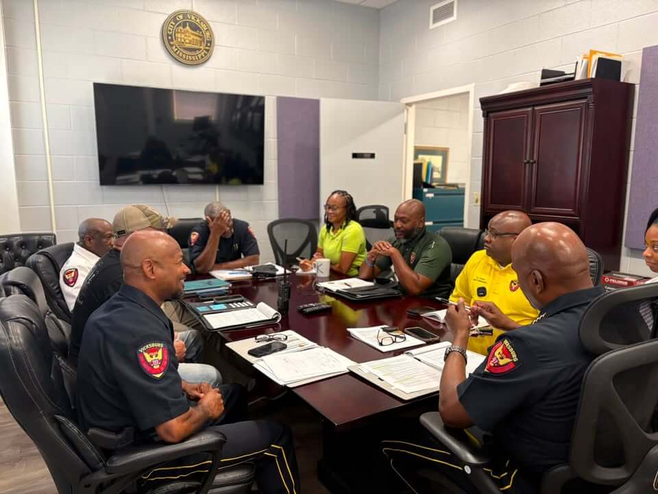 Vicksburg police emphasize planning, support for officers at command meeting