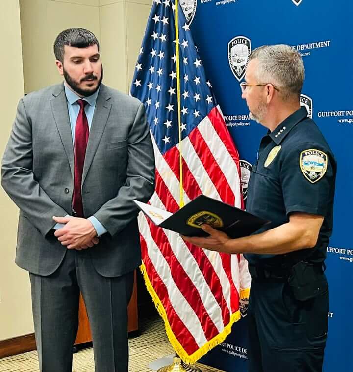 Gulfport Police award life-saving medal to Sgt. Kenneth Nassar